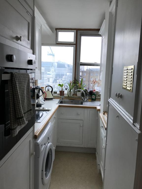 West End Apartment London Bagian luar foto