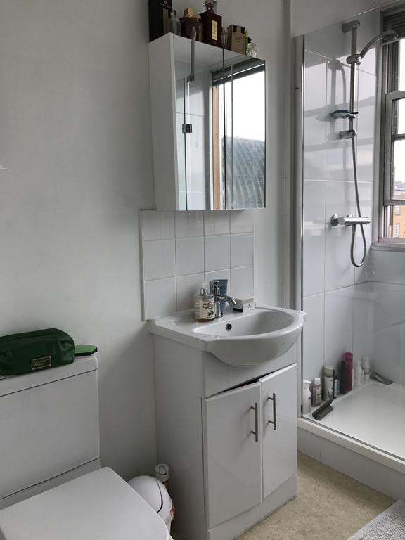 West End Apartment London Bagian luar foto
